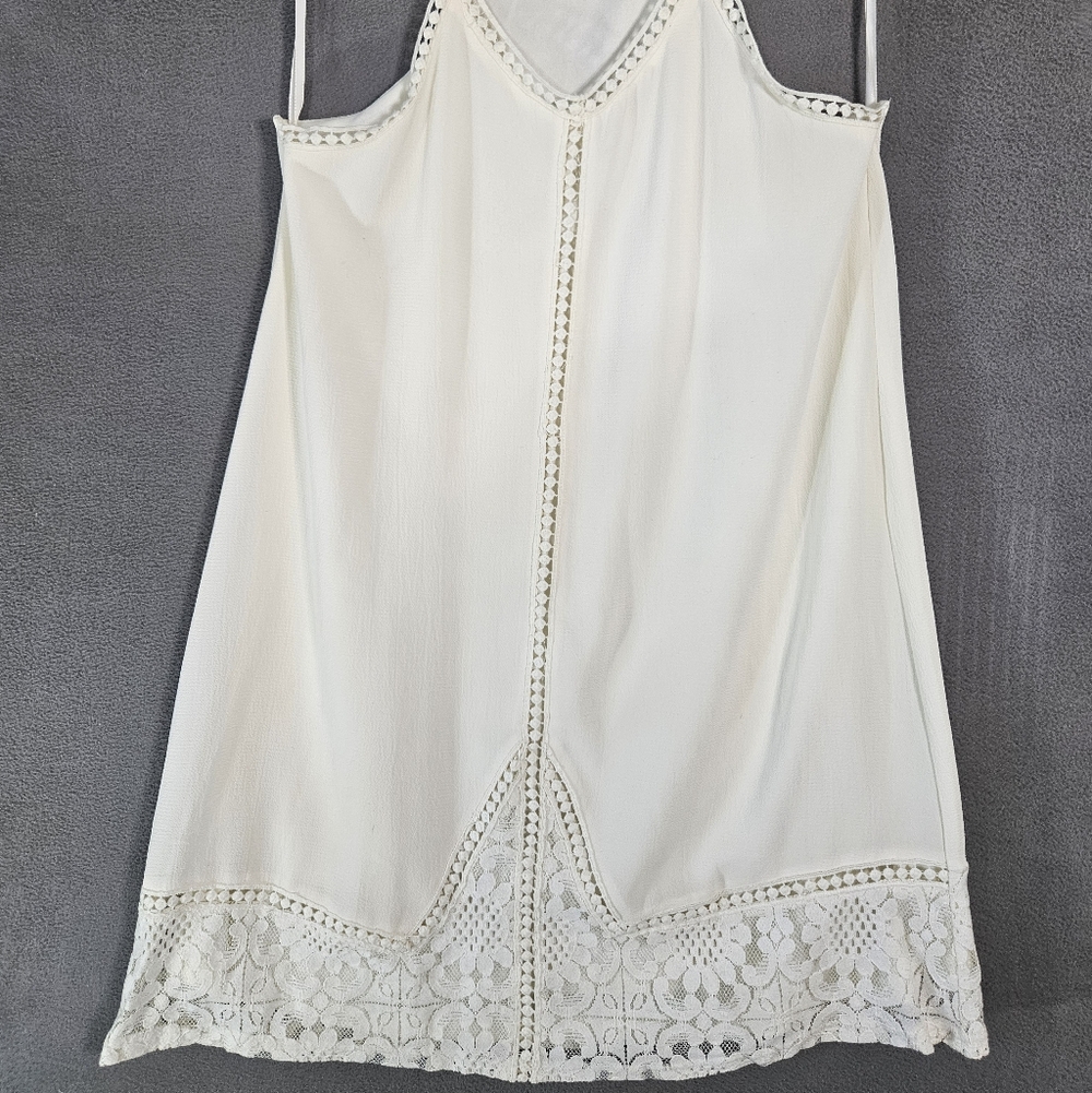 She + Sky Boho Coquette Mini Dress Floral Lace Vneck Sleeveless Cream Size Small